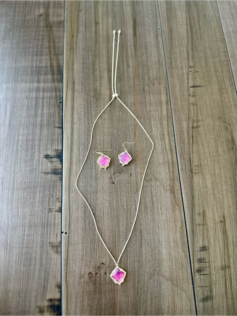 Kendra Scott Pink Stone Necklace and Earring Set - Gold